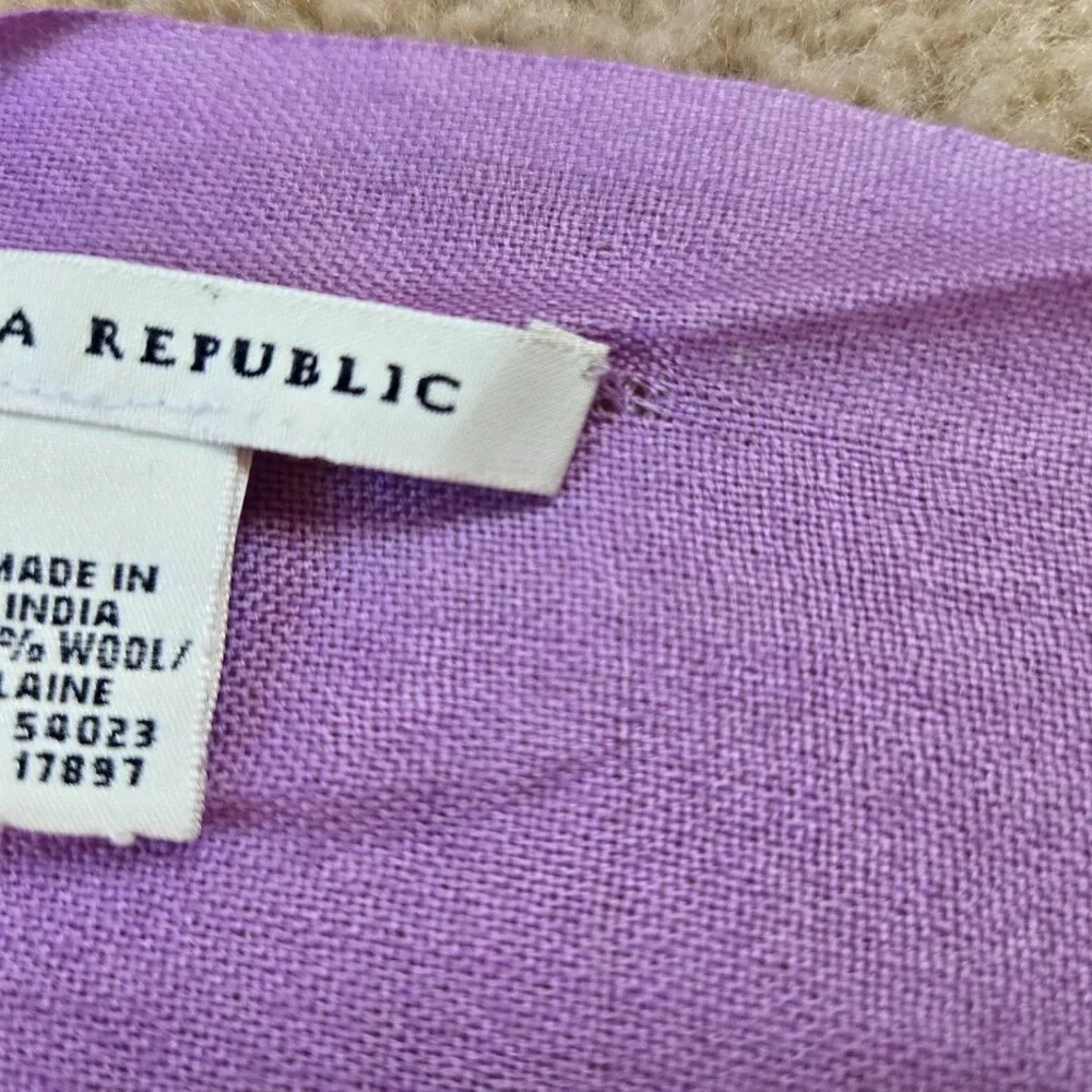NWOT Banana Republic Lavender Purple Ombre WOOL Scarf Lightweight